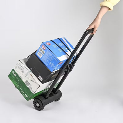 ÖSSZECSUKHATÓ KISKOCSI